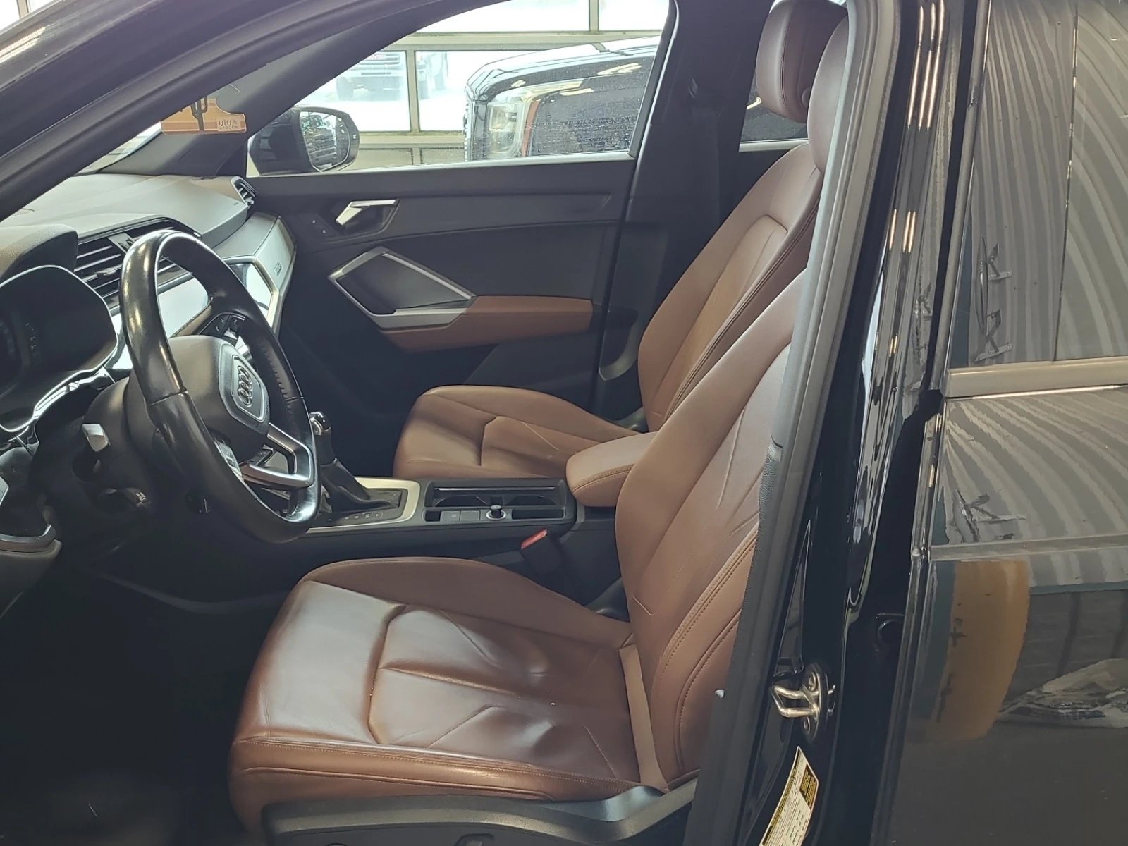 Audi Q3 * CARFAX * БЕЗ ПЪРВОНАЧАЛНА ВНОСКА - изображение 5 | Auto.bg Audi Q3 * CARFAX * БЕЗ ПЪРВОНАЧАЛНА ВНОСКА - изображение 5