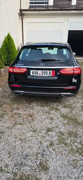 Mercedes-Benz E 300 undefined | Auto.bg — изображение 2 Mercedes-Benz E 300 undefined | Auto.bg — изображение 2