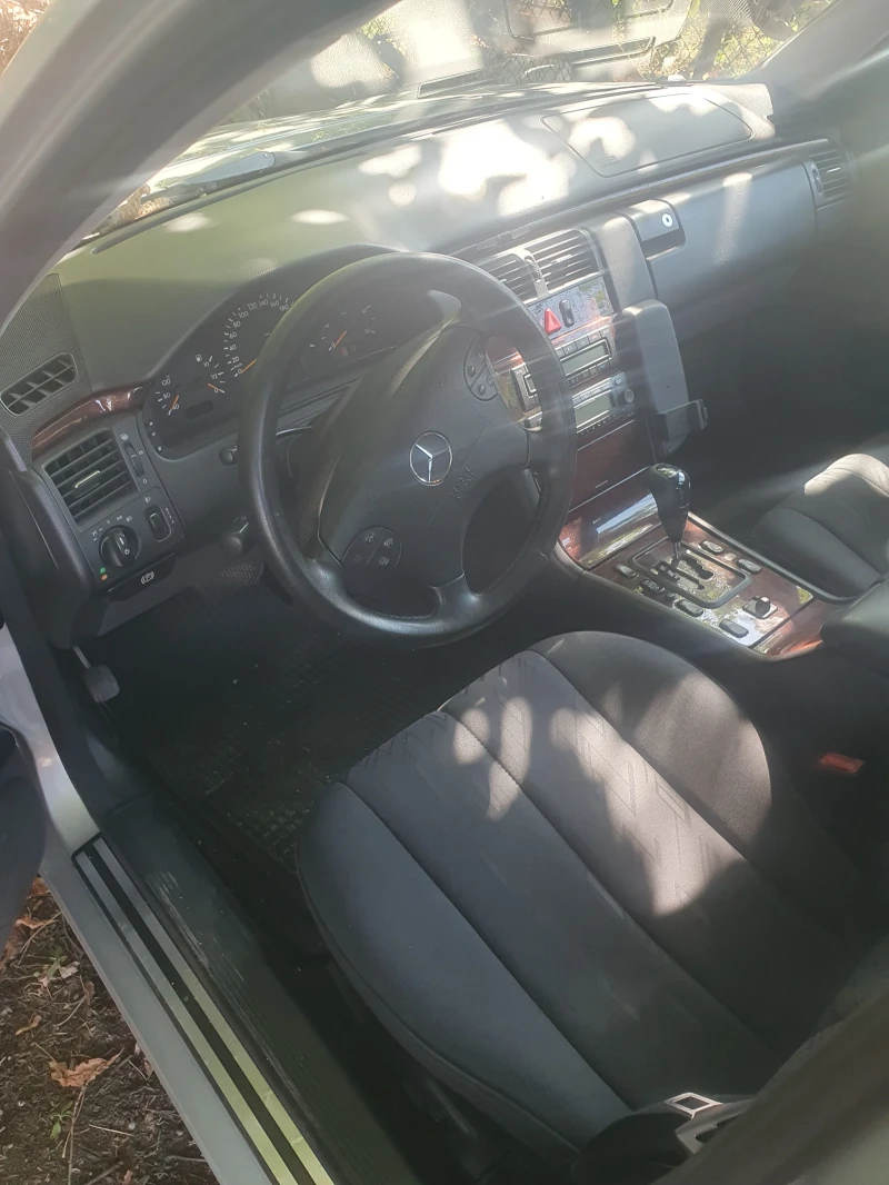 Mercedes-Benz E 200 - 5 € - 37023413 1 | Car24.bg Mercedes-Benz E 200 - 5 € - 37023413 1