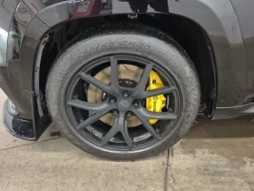 Jeep Grand cherokee * TRACKHAWK * CARFAX * ЦЕНА ДО БЪЛГАРИЯ - 114900 лв. / 58747.44 € - 85768841 8 | Car24.bg Jeep Grand cherokee * TRACKHAWK * CARFAX * ЦЕНА ДО БЪЛГАРИЯ - 114900 лв. / 58747.44 € - 85768841 8