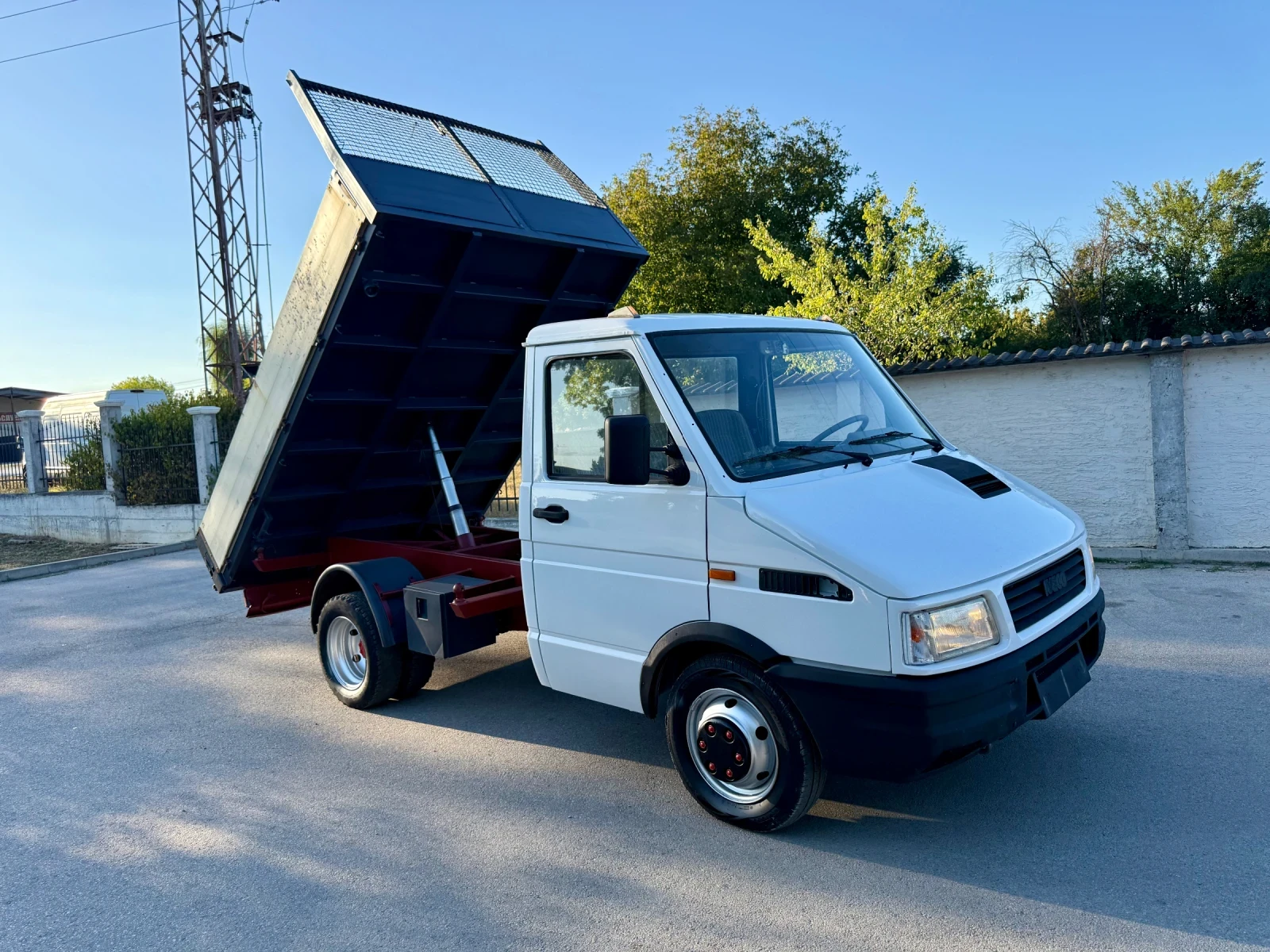 Iveco 3510 Оригинален Самосвал Италия | Auto.bg — изображение 1 Iveco 3510 Оригинален Самосвал Италия | Auto.bg — изображение 1