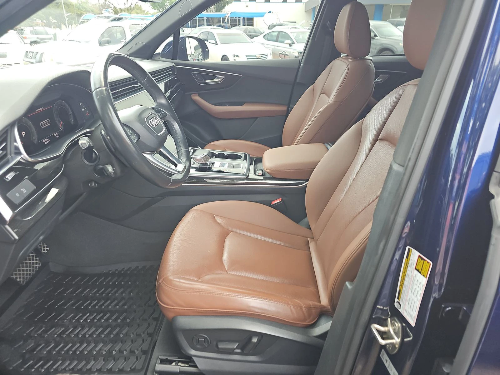 Audi Q7 QUATTRO* OBDUH* PANO* B&O* DISTRONIC* 360 VIEW* *  - изображение 8 | Auto.bg Audi Q7 QUATTRO* OBDUH* PANO* B&O* DISTRONIC* 360 VIEW* *  - изображение 8