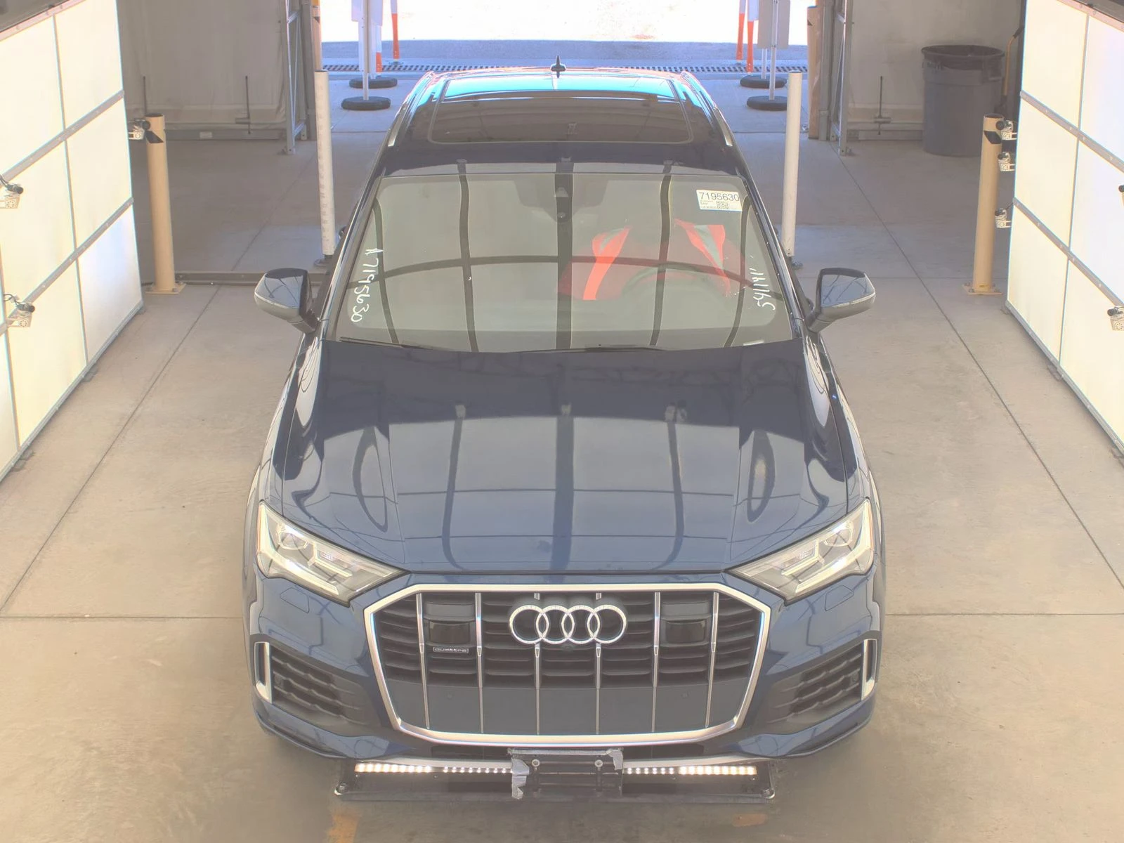 Audi Q7 QUATTRO* OBDUH* PANO* B&O* DISTRONIC* 360 VIEW* *  - изображение 2 | Auto.bg Audi Q7 QUATTRO* OBDUH* PANO* B&O* DISTRONIC* 360 VIEW* *  - изображение 2