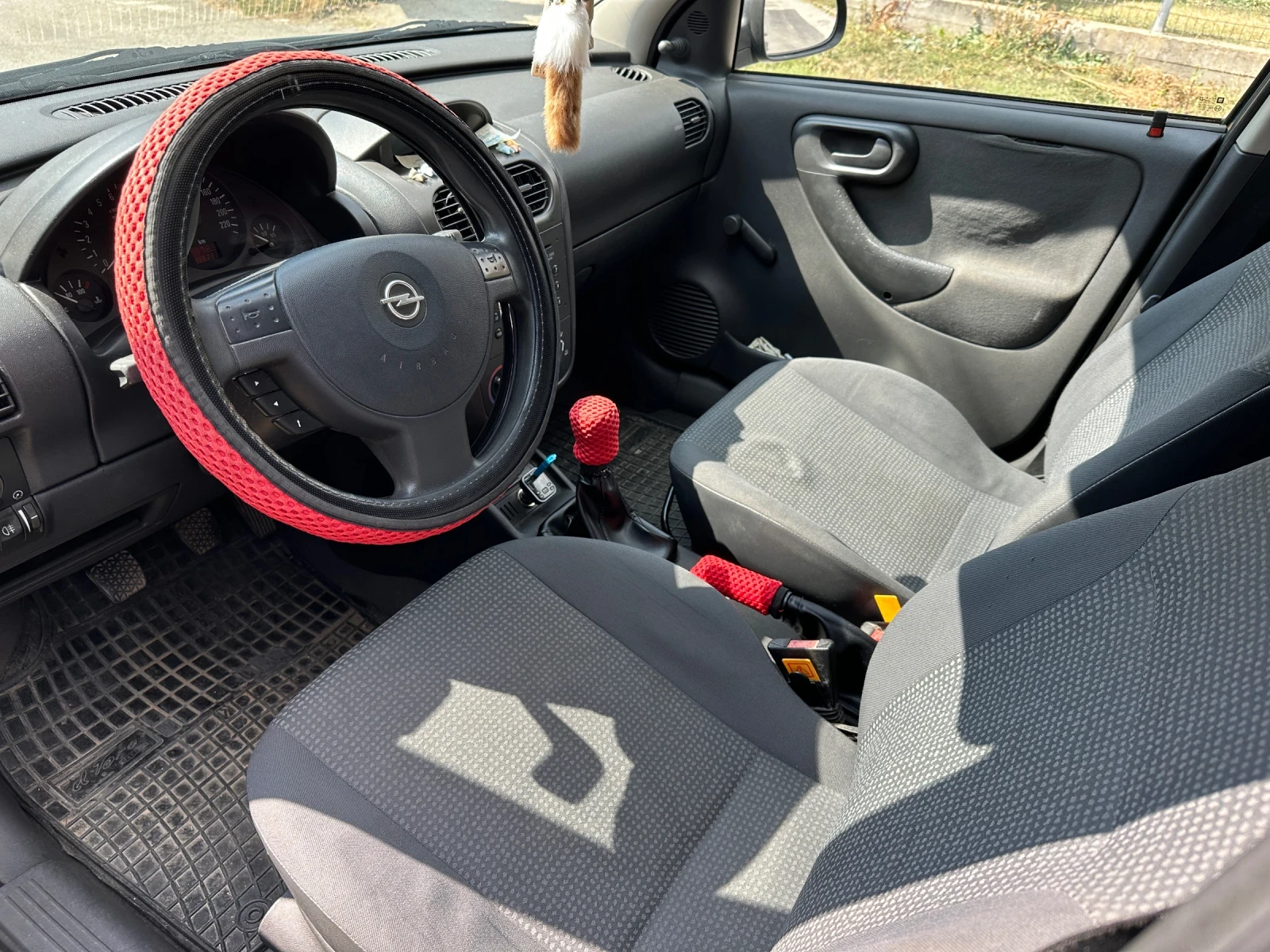 Opel Corsa Opel Corsa 1.2 16V (75 к.с.) - изображение 7 | Auto.bg Opel Corsa Opel Corsa 1.2 16V (75 к.с.) - изображение 7