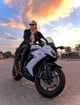 Kawasaki Zxr Zx-10r ОБСЛУЖЕН, ПЕРФЕКТЕН