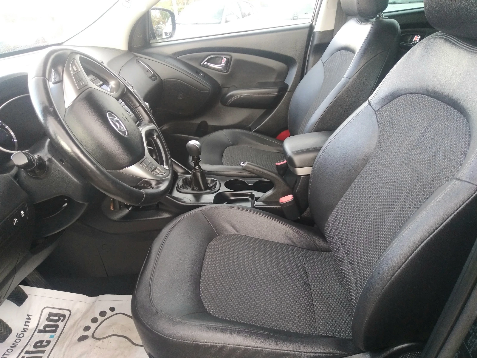 Hyundai IX35 1.7-CRDI-116к.с.;ПОДГРЕВ;ПАРКТРОНИЦИ;КОЖА; - изображение 7 | Auto.bg Hyundai IX35 1.7-CRDI-116к.с.;ПОДГРЕВ;ПАРКТРОНИЦИ;КОЖА; - изображение 7