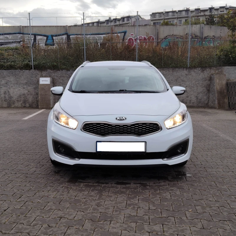 Kia Ceed 1.6 - 6900 € - 94857837 1 | Car24.bg Kia Ceed 1.6 - 6900 € - 94857837 1