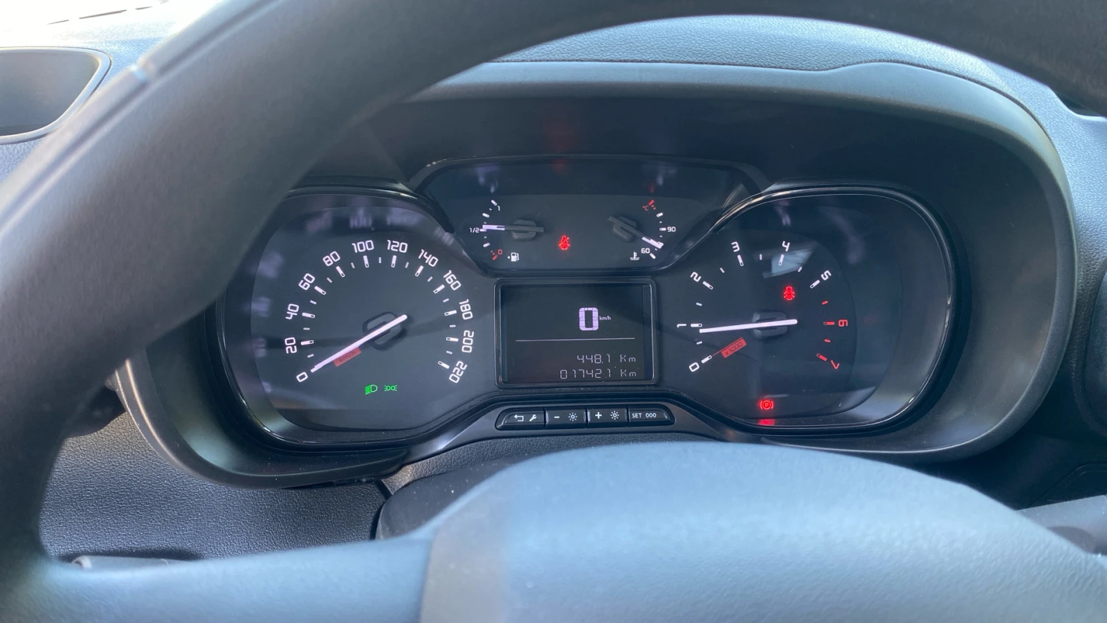 Toyota Proace City CREW CAB 1.5 D - изображение 9 | Auto.bg Toyota Proace City CREW CAB 1.5 D - изображение 9