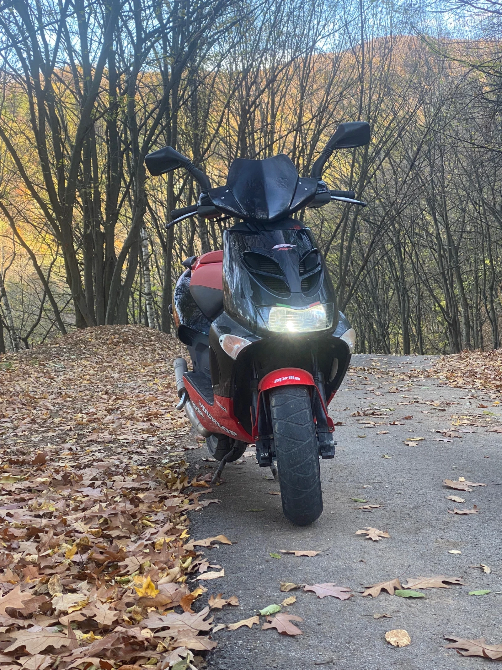 Aprilia Sr undefined | Auto.bg — изображение 1 Aprilia Sr undefined | Auto.bg — изображение 1