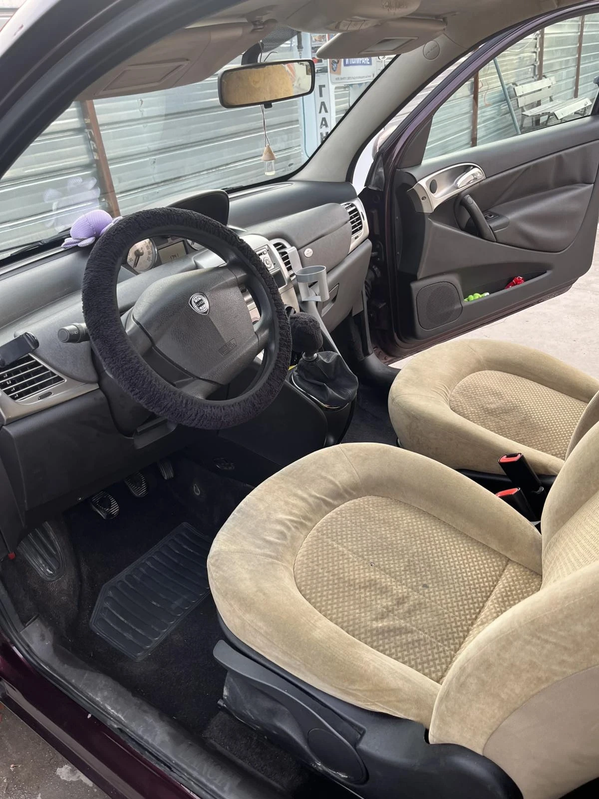 Lancia Ypsilon 1.2 60 к.с. - изображение 9 | Auto.bg Lancia Ypsilon 1.2 60 к.с. - изображение 9