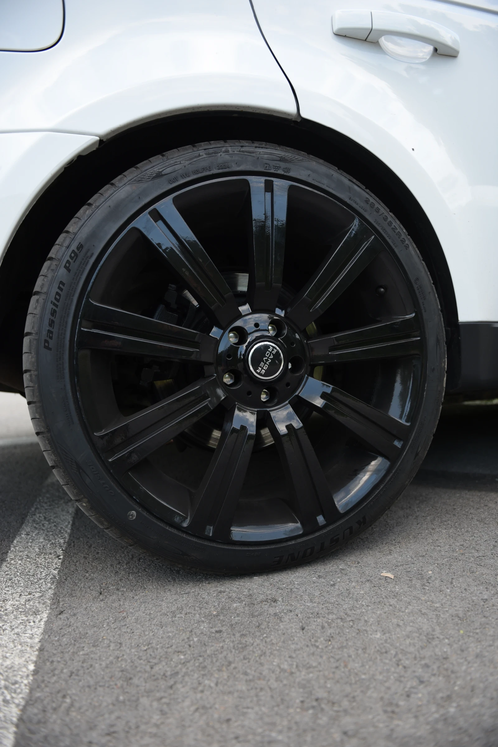 Land Rover Range Rover Sport  - изображение 9 | Auto.bg Land Rover Range Rover Sport  - изображение 9