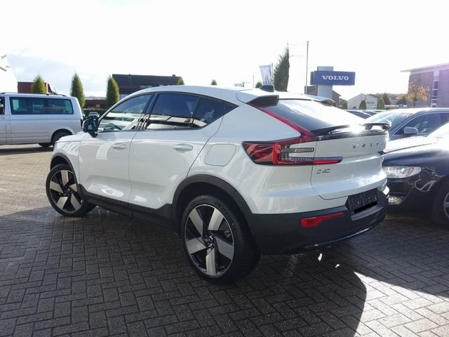 Volvo C40 Recharge Ultimate Twin Motor  - изображение 4 | Auto.bg Volvo C40 Recharge Ultimate Twin Motor  - изображение 4