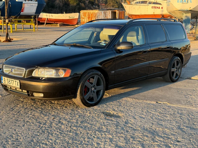 Volvo V70 2.3 T5 400 HP - 13000 € / 25425.79 лв. - 76694175 1 | Car24.bg Volvo V70 2.3 T5 400 HP - 13000 € / 25425.79 лв. - 76694175 1