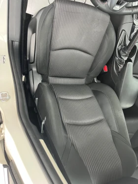 Mazda 3 2.0i TOP - 14500 лв. / 7413.73 € - 55763451 7 | Car24.bg Mazda 3 2.0i TOP - 14500 лв. / 7413.73 € - 55763451 7