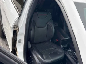 Jeep Cherokee Trailhawk Elite Цена до България & АвтоКредит | Auto.bg — изображение 11 Jeep Cherokee Trailhawk Elite Цена до България & АвтоКредит | Auto.bg — изображение 11