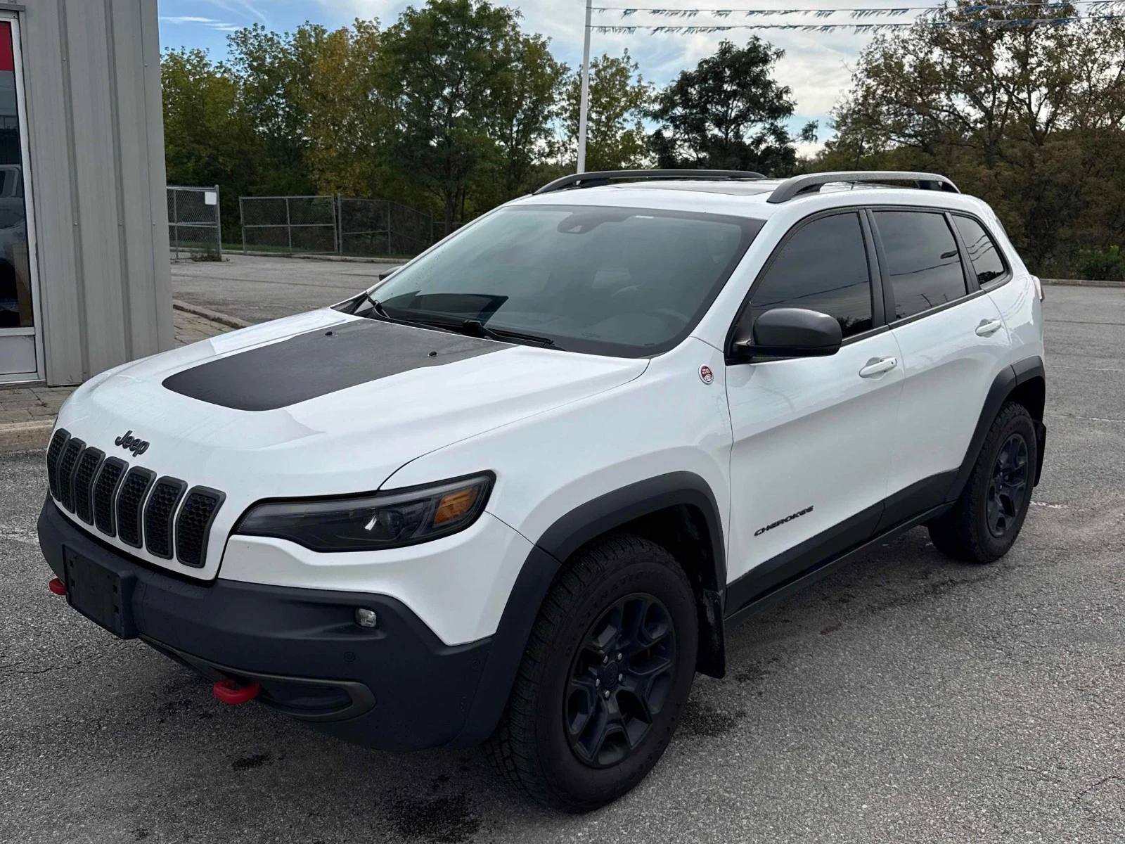 Jeep Cherokee Trailhawk Elite Цена до България & АвтоКредит | Auto.bg — изображение 1 Jeep Cherokee Trailhawk Elite Цена до България & АвтоКредит | Auto.bg — изображение 1