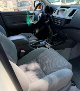 Toyota Hilux 2.5D-4D | Auto.bg — изображение 12 Toyota Hilux 2.5D-4D | Auto.bg — изображение 12