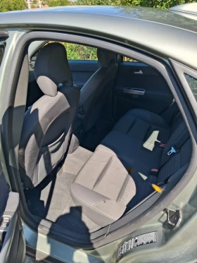 Volvo S40 undefined | Auto.bg — изображение 8 Volvo S40 undefined | Auto.bg — изображение 8