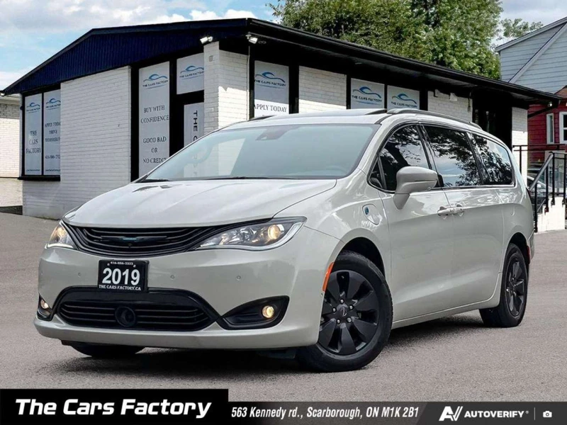 Chrysler Pacifica * 1СОБСТВЕНИК* МЕМОРИ* 360* ЗАДНАКАМЕРА* ПАНО* ПОД - 25600 € - 49489258 1 | Car24.bg Chrysler Pacifica * 1СОБСТВЕНИК* МЕМОРИ* 360* ЗАДНАКАМЕРА* ПАНО* ПОД - 25600 € - 49489258 1