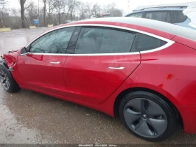 Tesla Model 3 LONG RANGE DUAL MOTOR ALL-WHEEL DRIVE | Auto.bg — изображение 13 Tesla Model 3 LONG RANGE DUAL MOTOR ALL-WHEEL DRIVE | Auto.bg — изображение 13