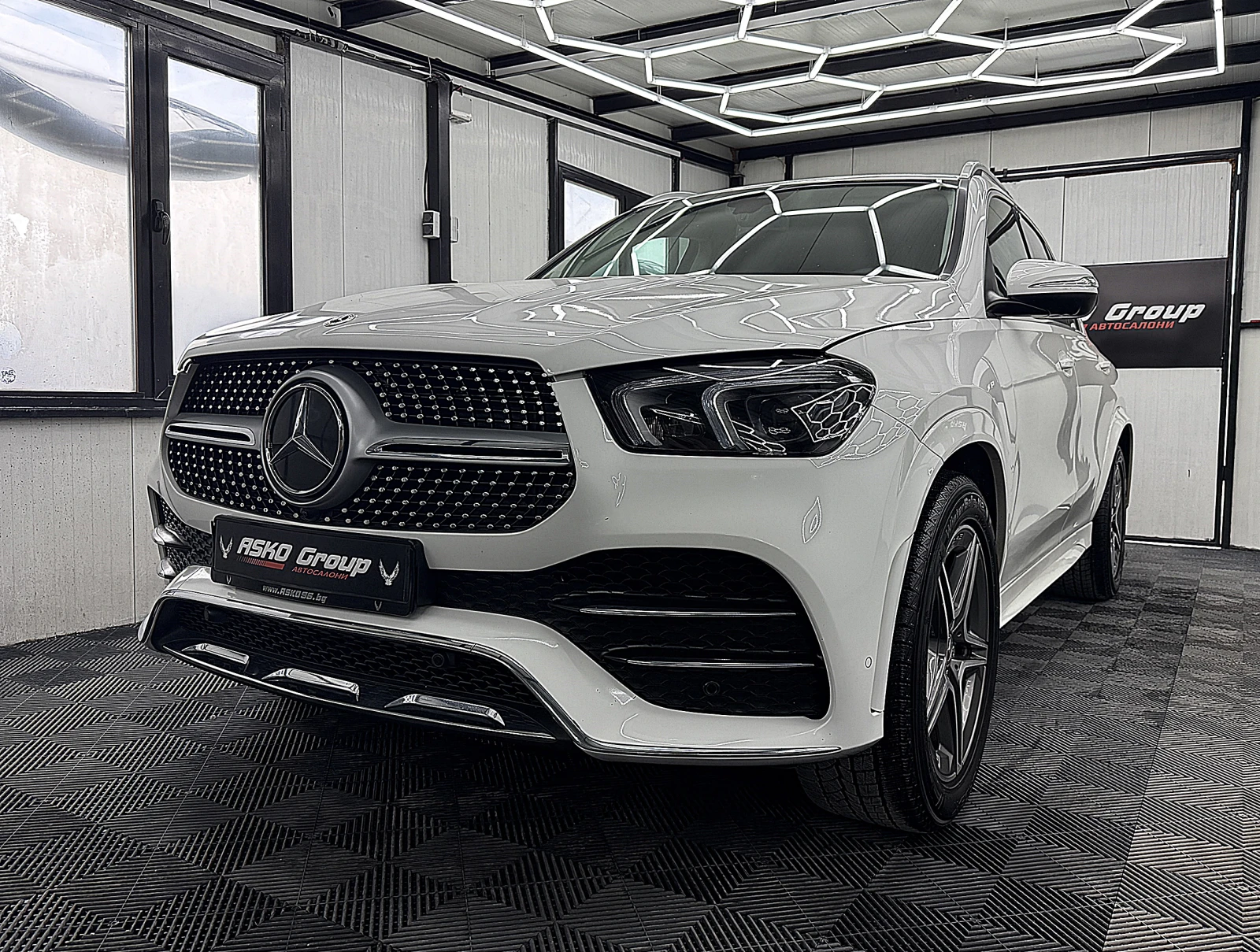 Mercedes-Benz GLE 350 AMG-line/KeylessGo/ 360-kamera/9gt/СОБСТВЕН ЛИЗИНГ | Auto.bg — изображение 1 Mercedes-Benz GLE 350 AMG-line/KeylessGo/ 360-kamera/9gt/СОБСТВЕН ЛИЗИНГ | Auto.bg — изображение 1