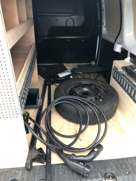 Renault Kangoo ZE 33 R-Link Maxi | Auto.bg — изображение 15 Renault Kangoo ZE 33 R-Link Maxi | Auto.bg — изображение 15