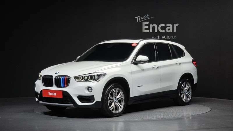 BMW X1 xDrive20d* ЛЮК* KEYLESS* ЕЛ. БАГАЖНИК* КРАЙНА ЦЕНА - 17899 € / 35007.40 лв. - 43078116 1 | Car24.bg BMW X1 xDrive20d* ЛЮК* KEYLESS* ЕЛ. БАГАЖНИК* КРАЙНА ЦЕНА - 17899 € / 35007.40 лв. - 43078116 1