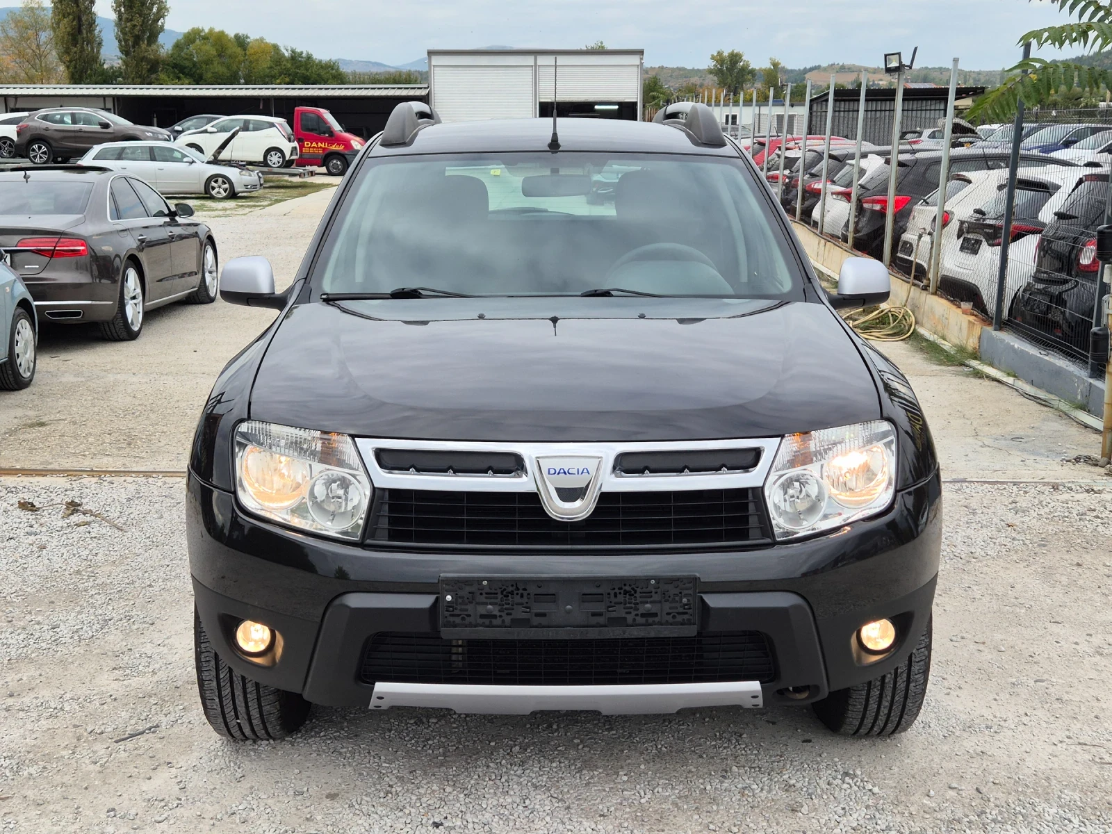 Dacia Duster 1.6 Benzin Top 95ps. - изображение 6 | Auto.bg Dacia Duster 1.6 Benzin Top 95ps. - изображение 6