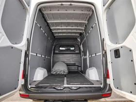 Mercedes-Benz Sprinter Cargo Van 2500 Standard Roof Diesel | Auto.bg — изображение 6 Mercedes-Benz Sprinter Cargo Van 2500 Standard Roof Diesel | Auto.bg — изображение 6