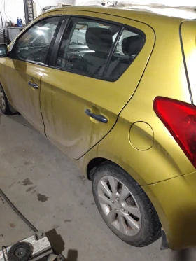 Hyundai I20 1.2 - 10 € / 19.56 лв. - 12396659 4 | Car24.bg Hyundai I20 1.2 - 10 € / 19.56 лв. - 12396659 4