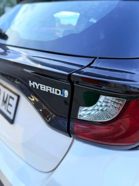 Toyota Yaris 1.5 Hybrid 2023 | 63 000 км | Гаранция | CarPlay - 18300 € / 35791.69 лв. - 28751885 16 | Car24.bg Toyota Yaris 1.5 Hybrid 2023 | 63 000 км | Гаранция | CarPlay - 18300 € / 35791.69 лв. - 28751885 16