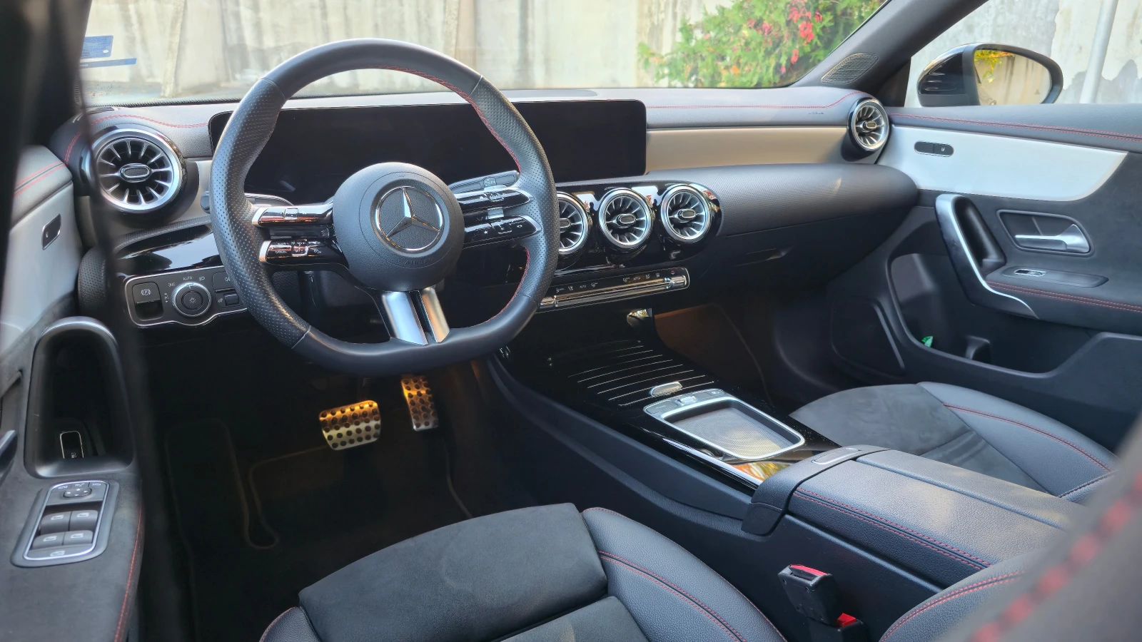 Mercedes-Benz CLA 250 CLA 250e  ГАРАНЦИЯ ДО 2027 - изображение 8 | Auto.bg Mercedes-Benz CLA 250 CLA 250e  ГАРАНЦИЯ ДО 2027 - изображение 8