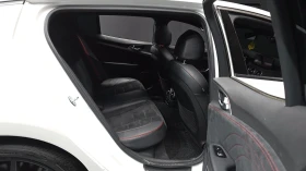 Kia Stinger 2.5 T-GDI AWD Masters Acro Edition | Auto.bg — изображение 12 Kia Stinger 2.5 T-GDI AWD Masters Acro Edition | Auto.bg — изображение 12