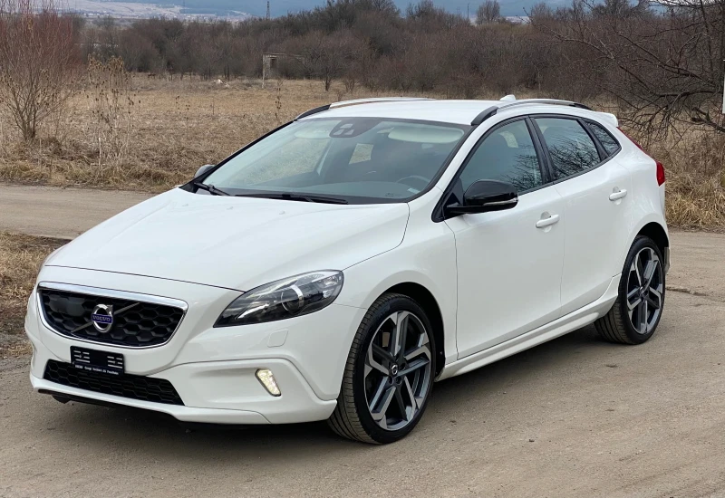 Volvo V40 Cross Country 2.0i-245к.с. 4х4 Автоматик/8-скорости/ - 11750 € / 22981.00 лв. - 79700773 1 | Car24.bg Volvo V40 Cross Country 2.0i-245к.с. 4х4 Автоматик/8-скорости/ - 11750 € / 22981.00 лв. - 79700773 1