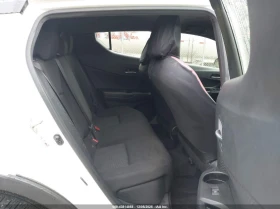 Toyota C-HR 2l Xle - 11000 € / 21514.13 лв. - 83243120 8 | Car24.bg Toyota C-HR 2l Xle - 11000 € / 21514.13 лв. - 83243120 8