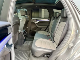 VW Touareg R-line #PANO#OBDUH#MASSAGE#Matrix#HUD#FULL MAX# | Auto.bg — изображение 14 VW Touareg R-line #PANO#OBDUH#MASSAGE#Matrix#HUD#FULL MAX# | Auto.bg — изображение 14