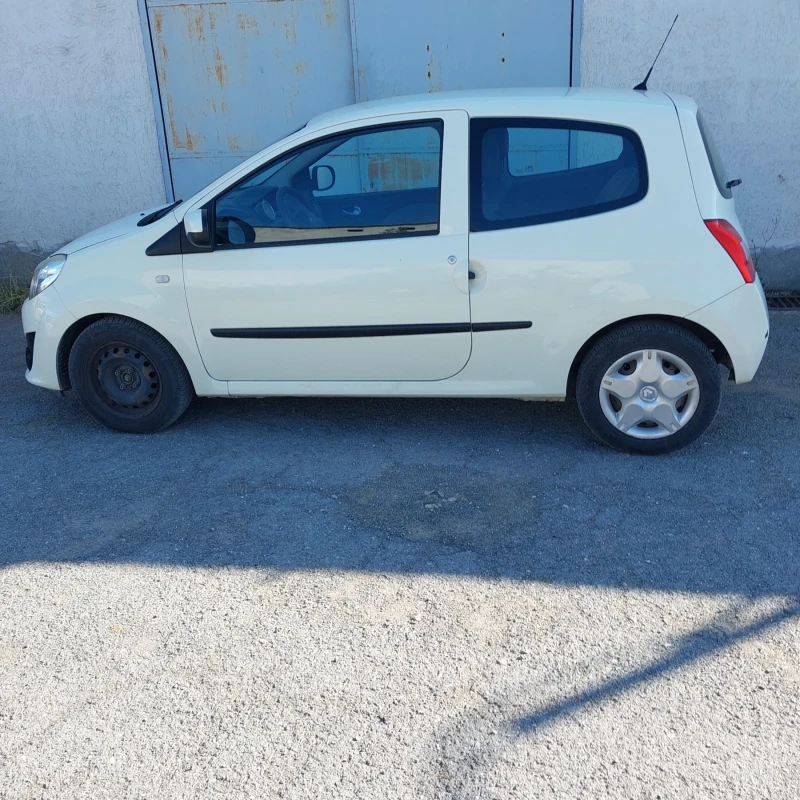 Renault Twingo - 2250 € - 27136442 1 | Car24.bg Renault Twingo - 2250 € - 27136442 1