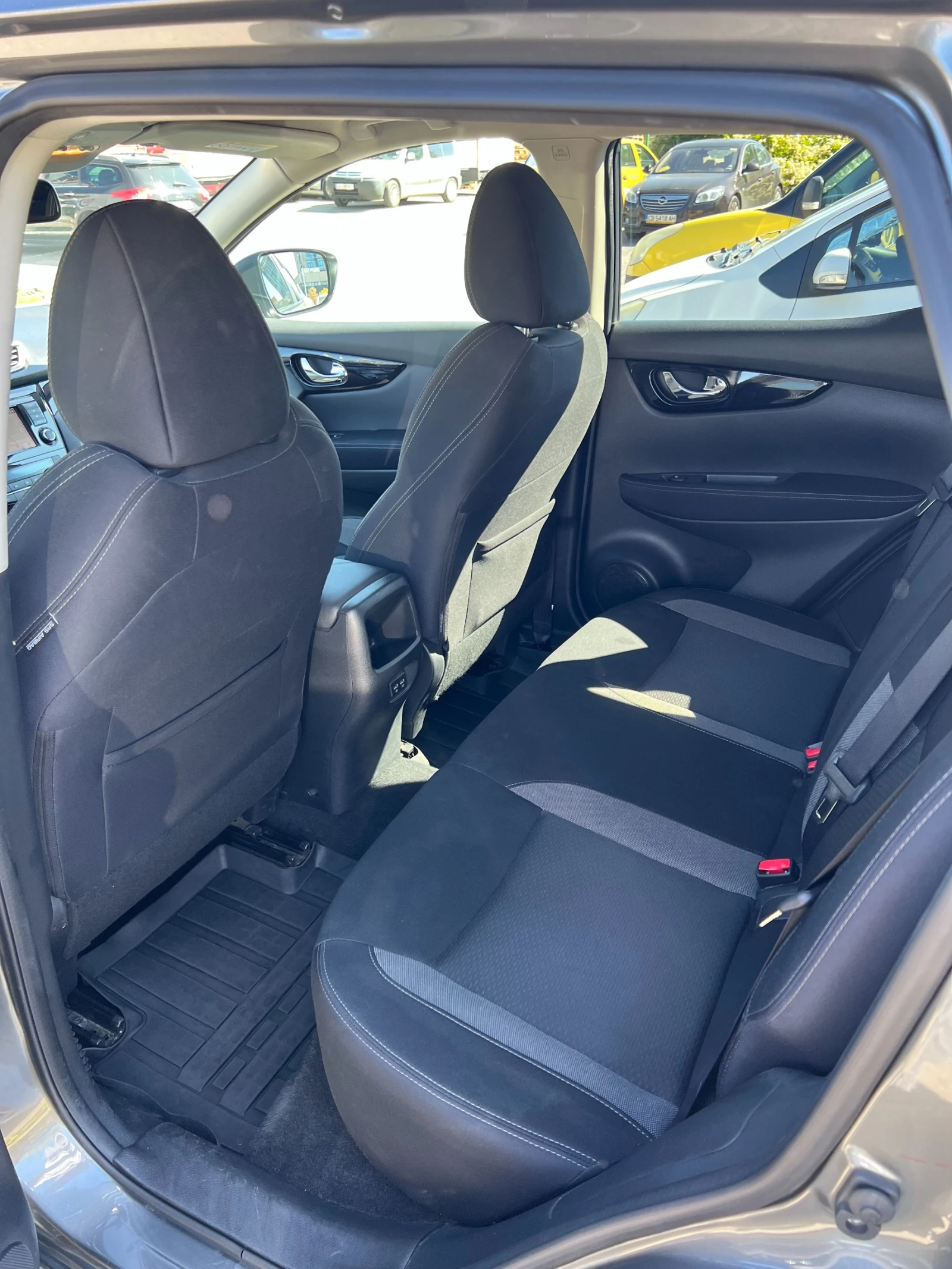 Nissan Qashqai N-Connecta - изображение 8 | Auto.bg Nissan Qashqai N-Connecta - изображение 8