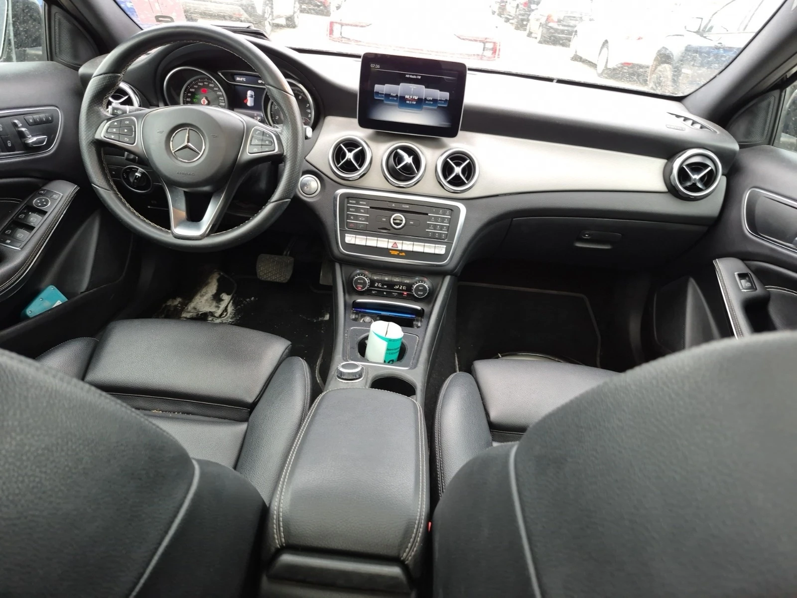 Mercedes-Benz GLA 250 4MATIC * * CARFAX * * АВТО КРЕДИТ * *  - изображение 6 | Auto.bg Mercedes-Benz GLA 250 4MATIC * * CARFAX * * АВТО КРЕДИТ * *  - изображение 6
