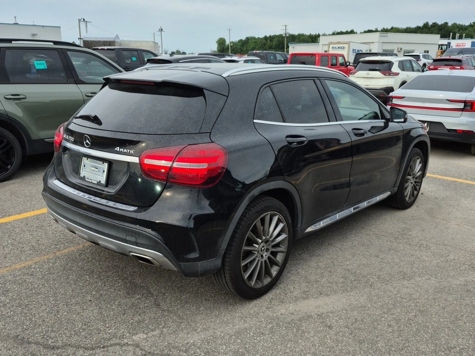 Mercedes-Benz GLA 250 4MATIC * * CARFAX * * АВТО КРЕДИТ * *  - изображение 3 | Auto.bg Mercedes-Benz GLA 250 4MATIC * * CARFAX * * АВТО КРЕДИТ * *  - изображение 3