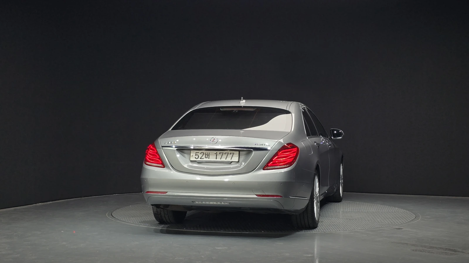 Mercedes-Benz S 350 Сервизна История / Реален пробег / Перфектна !!! - изображение 4 | Auto.bg Mercedes-Benz S 350 Сервизна История / Реален пробег / Перфектна !!! - изображение 4