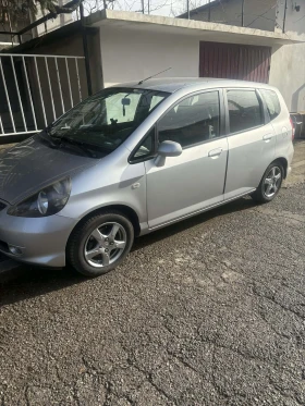 Honda Jazz - 2200 € / 4302.83 лв. - 38657252 5 | Car24.bg Honda Jazz - 2200 € / 4302.83 лв. - 38657252 5