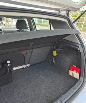 VW Golf - 3100 € / 6063.07 лв. - 69461960 5 | Car24.bg VW Golf - 3100 € / 6063.07 лв. - 69461960 5