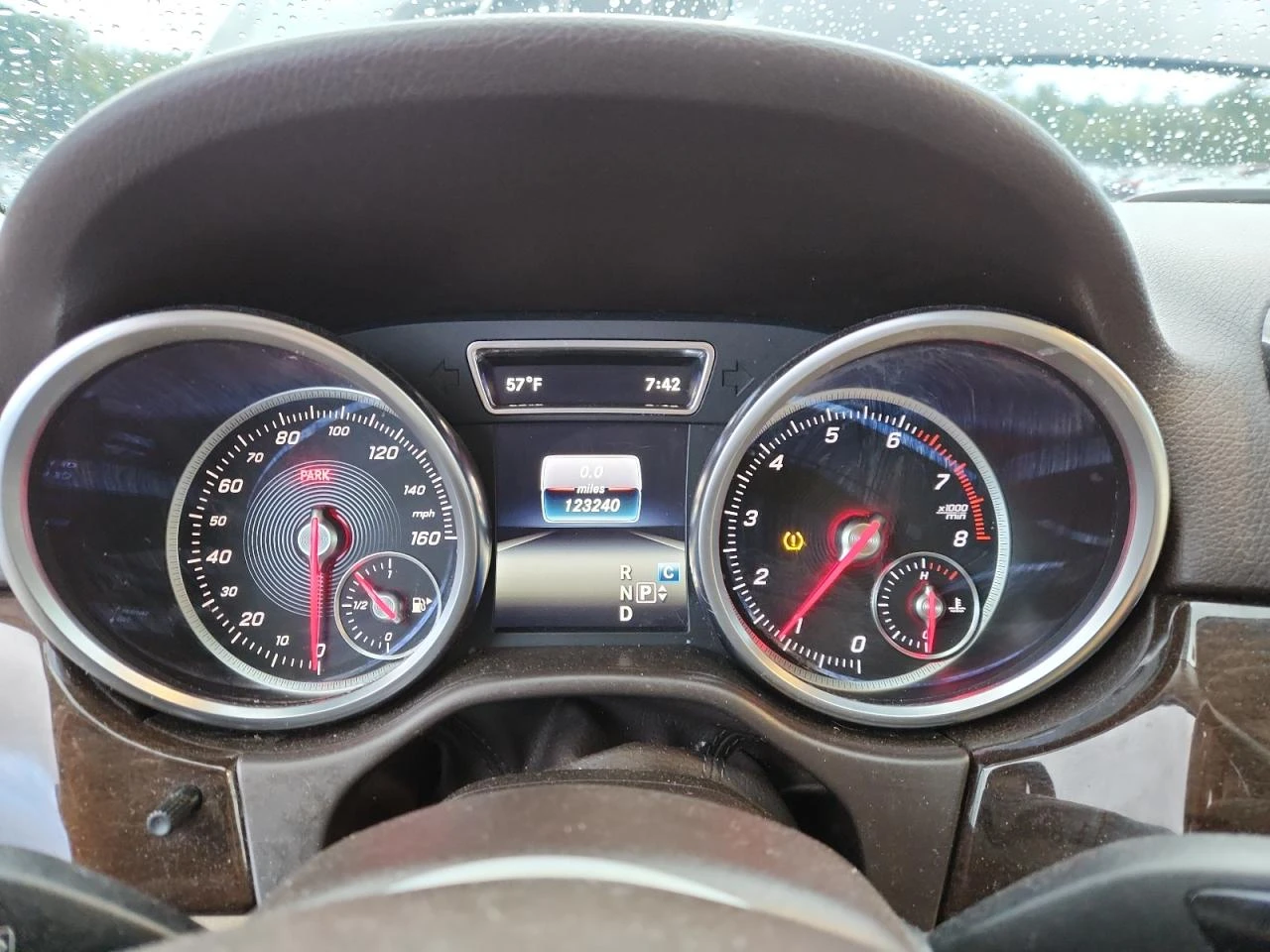 Mercedes-Benz GLE 350 4MATIC* H&K SOUND* BACK-UP CAMERA* LEATHER*  - изображение 10 | Auto.bg Mercedes-Benz GLE 350 4MATIC* H&K SOUND* BACK-UP CAMERA* LEATHER*  - изображение 10