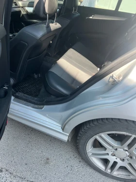 Mercedes-Benz C 220 - 4500 € / 8801.24 лв. - 71462911 4 | Car24.bg Mercedes-Benz C 220 - 4500 € / 8801.24 лв. - 71462911 4