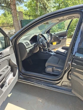 VW Golf - 4700 € / 9192.40 лв. - 36329156 4 | Car24.bg VW Golf - 4700 € / 9192.40 лв. - 36329156 4