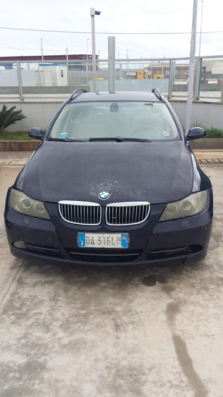 BMW 330 xd - [1] 