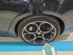 Alfa Romeo Giulia Veloce AWD* АвтоКредит* (Цена до БГ) | Auto.bg — изображение 16 Alfa Romeo Giulia Veloce AWD* АвтоКредит* (Цена до БГ) | Auto.bg — изображение 16