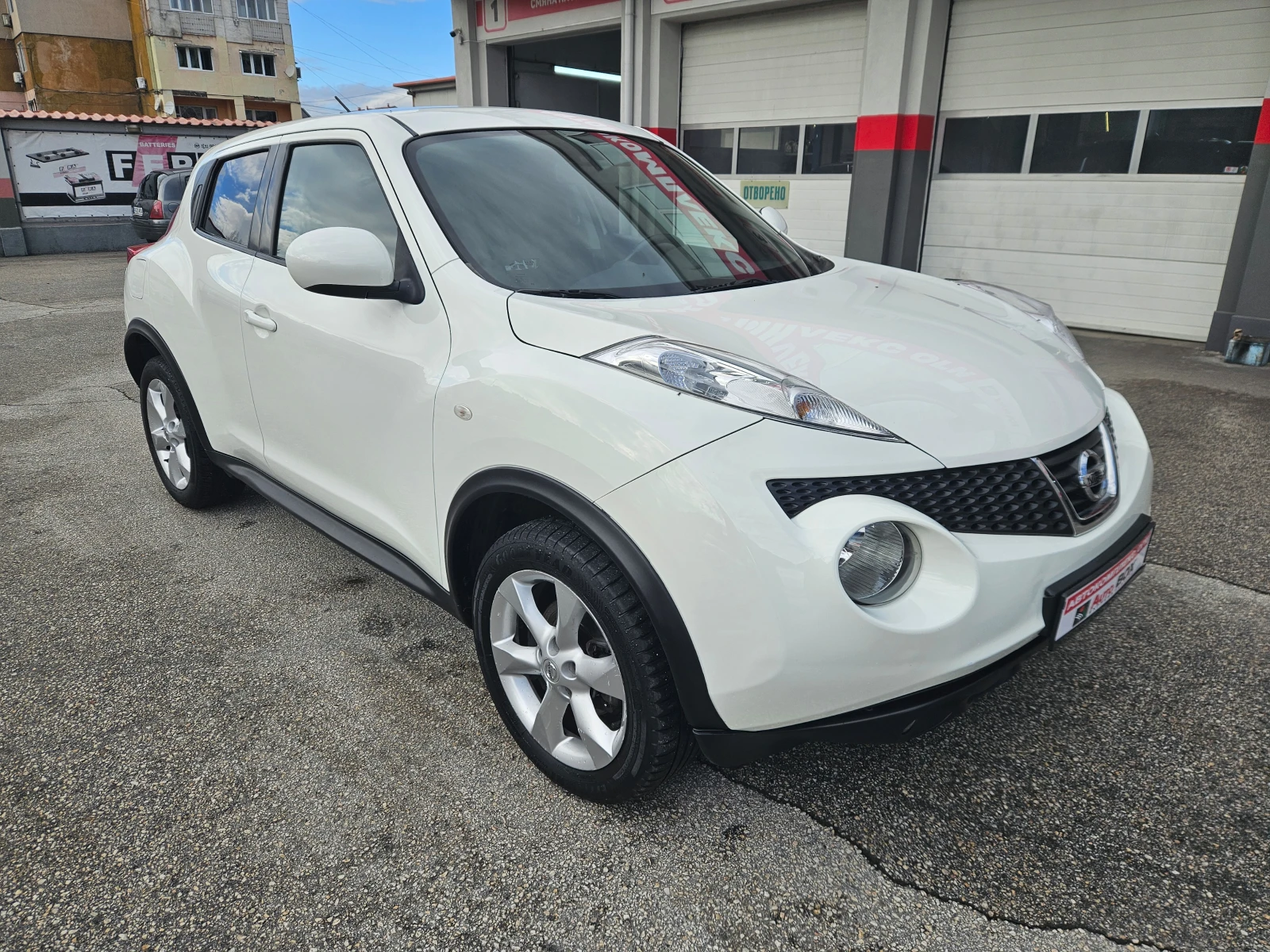 Nissan Juke 1.6i (117 Hp) - изображение 7 | Auto.bg Nissan Juke 1.6i (117 Hp) - изображение 7