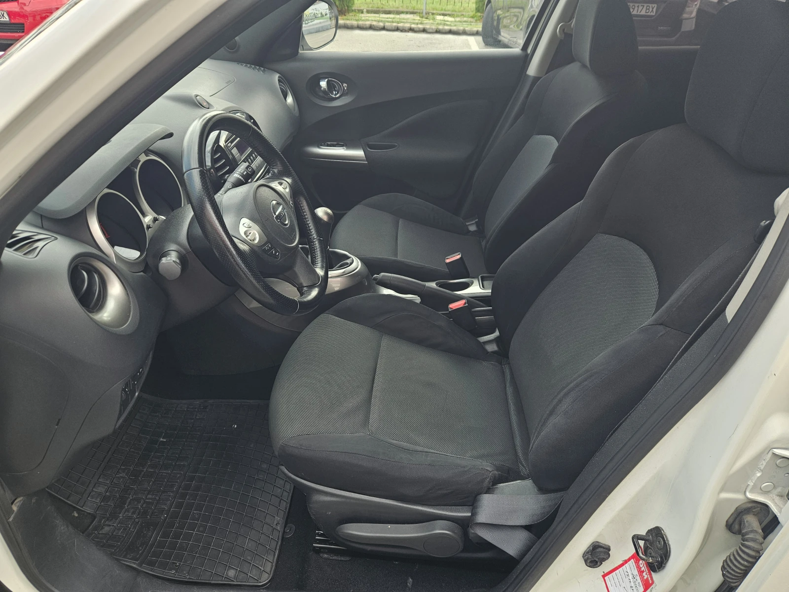 Nissan Juke 1.6i (117 Hp) - изображение 10 | Auto.bg Nissan Juke 1.6i (117 Hp) - изображение 10
